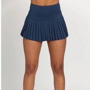 Gold hinge boutique navy pleated tennis skirt size small